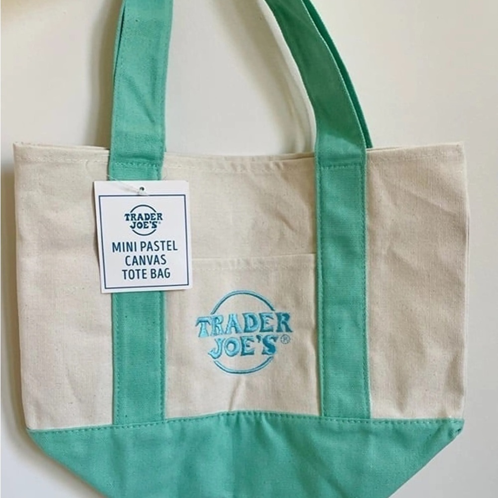 Trader Joes 2025 Spring Green and Cream Mini Tote Bag